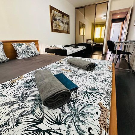 The Nice - 3 Rooms, 3Air Cond, 3Tv, 3Fans, 2 Wc, Wifi Everywhere 5Min Aeroport, Train, Beach, 1Min Tram, 15 Min Centre, Port, Parking Possible Esterno foto