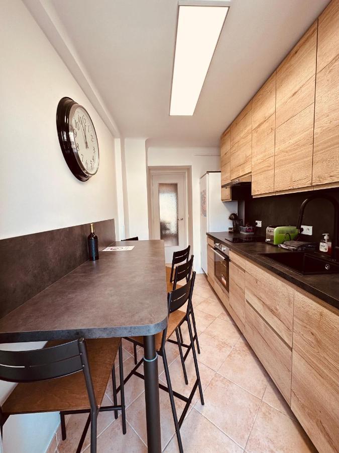 The Nice - 3 Rooms, 3Air Cond, 3Tv, 3Fans, 2 Wc, Wifi Everywhere 5Min Aeroport, Train, Beach, 1Min Tram, 15 Min Centre, Port, Parking Possible Esterno foto