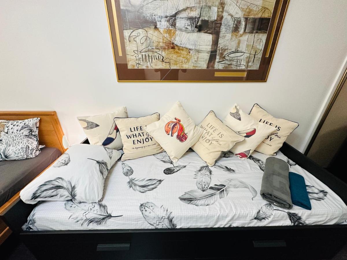 The Nice - 3 Rooms, 3Air Cond, 3Tv, 3Fans, 2 Wc, Wifi Everywhere 5Min Aeroport, Train, Beach, 1Min Tram, 15 Min Centre, Port, Parking Possible Esterno foto